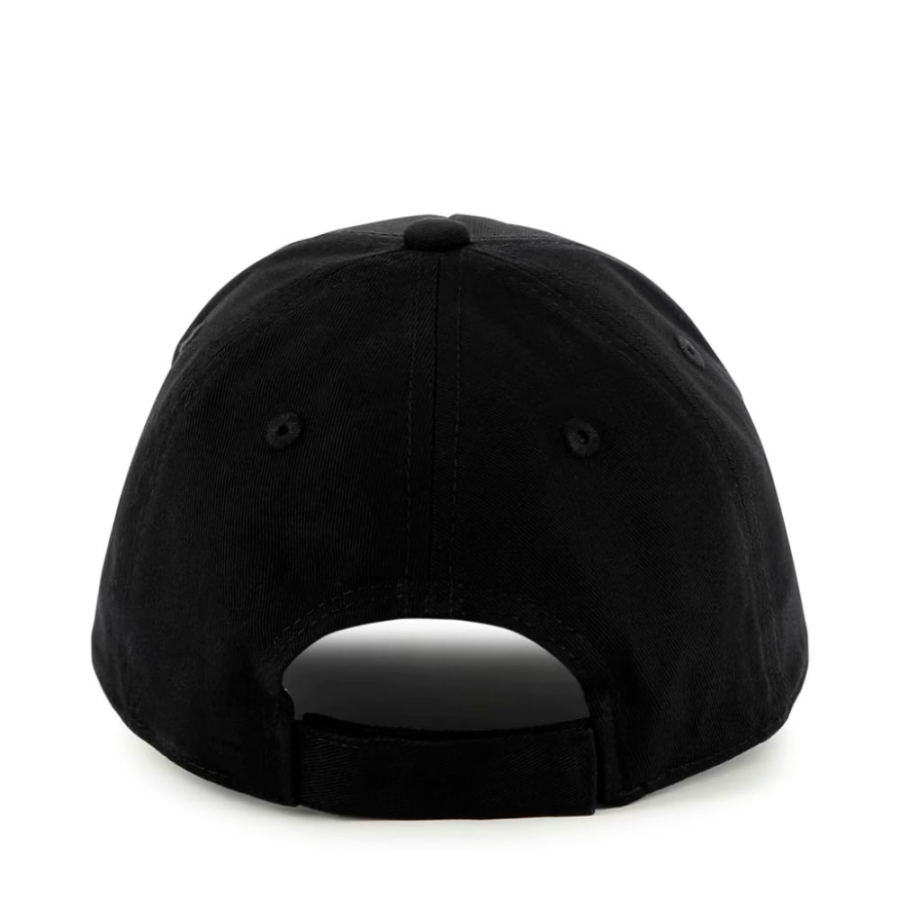 casquette-avec-nom-de-marque-pour-enfants