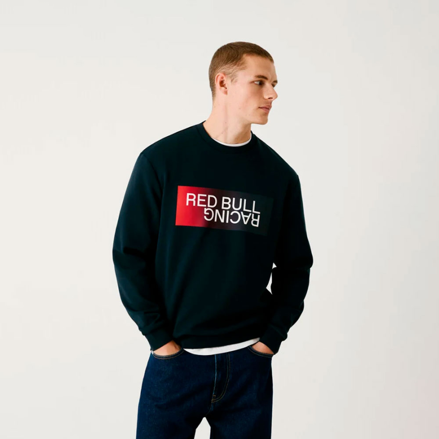 sweatshirt-with-gradient-logo