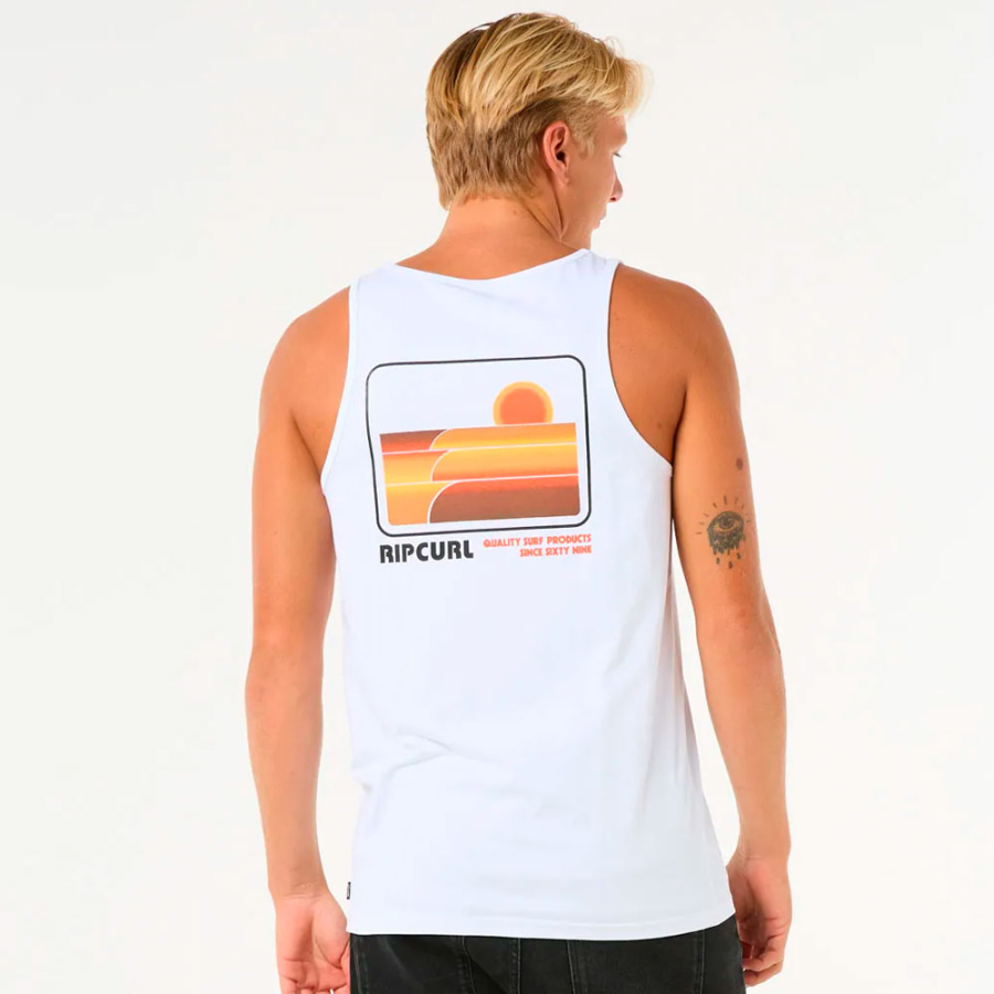 camiseta-surf-revival-peaking