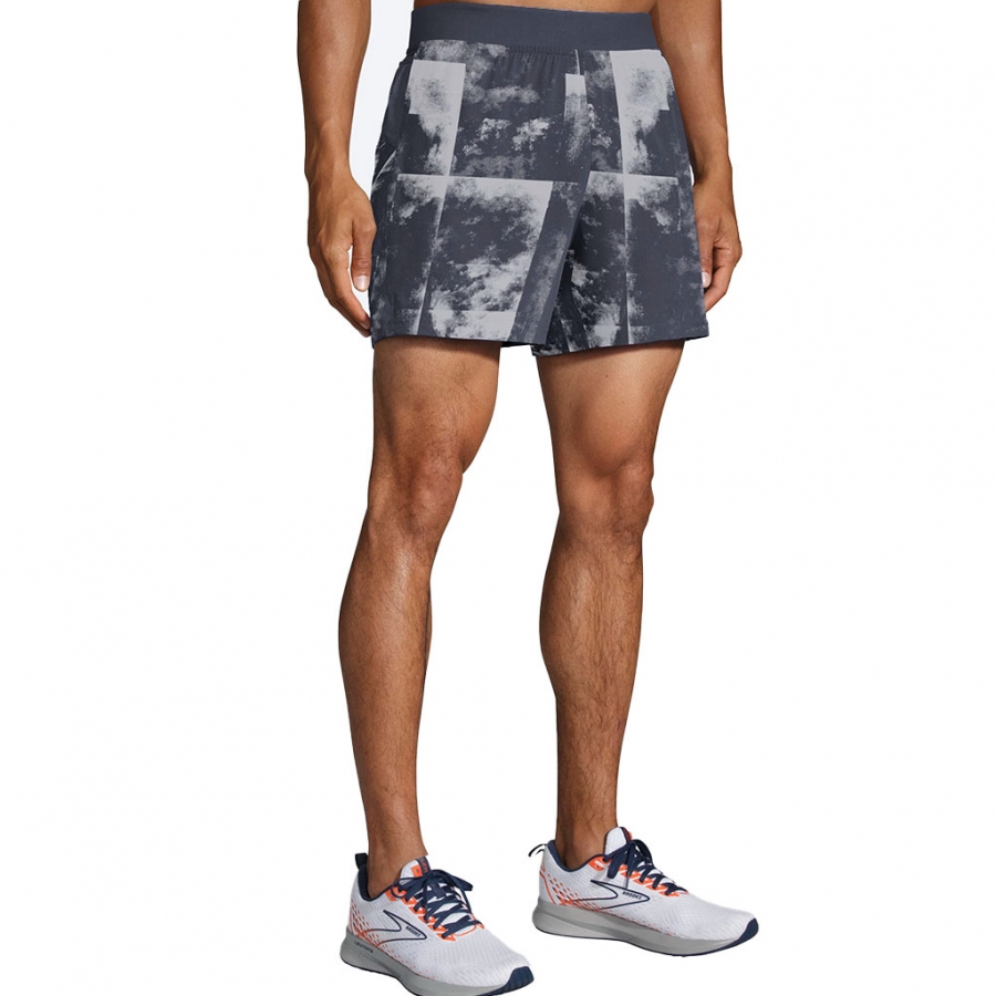 sherpa-5-graue-laufshorts